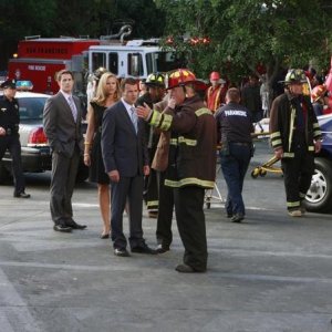 Una foto di scena dell'episodio The Path della serie TV Eli Stone