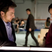 Elio Germano e Chiara Caselli in un'immagine del film Il passato è una terra straniera