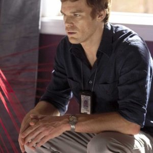 Michael C. Hall in un'immagine dell'episodio Our Father della serie Dexter