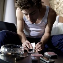 Michele Riondino è il protagonista del film Il passato è una terra straniera