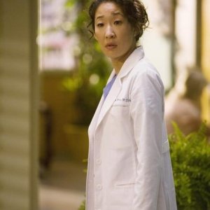 Sandra Oh in una scena dell'episodio 'Brave New World' della serie Grey's Anatomy