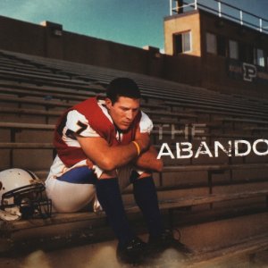 Zach Gilford in un'immagine promozionale per la terza stagione di Friday Night Lights