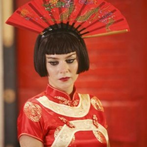 Anna Friel nell'episodio 'Dim Sum, Lose Some' della serie tv Pushing Daisies