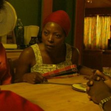 Félicité Wouassi in una scena di Aide toi et le ciel t'aidera - Whit a Little Help From Myself