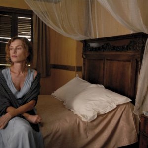 Isabelle Huppert in un'immagine del film Un barrage contre le Pacifique - The Sea Wall