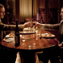 Jason Isaacs e Viggo Mortensen in una scena del film Good