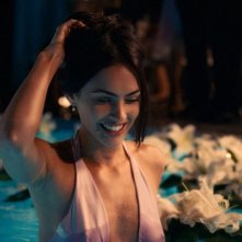 Megan Fox in un'immagine del film How to Lose Friends and Alienate People