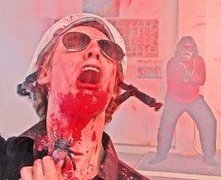 Una sequenza splatter del cult Italian Spiderman