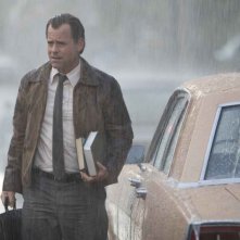 Greg Kinnear in una scena del film Flash of Genius
