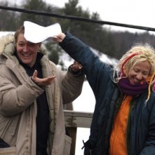 Ingrid Veninger e Simon Reynolds scherzano sul set del film Only