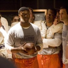 Rob Brown in una scena del film The Express