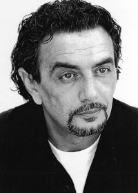 Primo piano in bianco e nero di Gigi Savoia