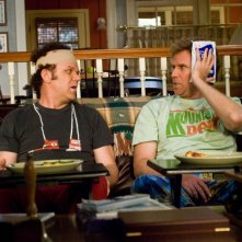 John C. Reilly e WIll Ferrell in un'immagine della commedia Fratellastri a 40 anni