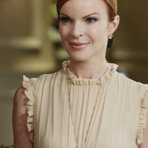 Marcia Cross nell'episodio 'Back in Business' della serie tv Desperate Housewives