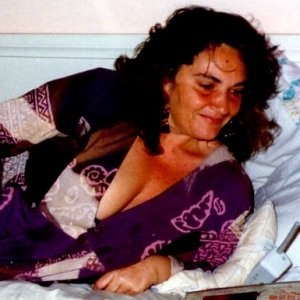 Maria Luisa Santella nell'episodio La Salita di Mario Martone nel film I Vesuviani