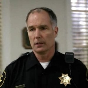 Patrick St. Esprit nel ruolo dello Sceriffo Dobson nell'episodio 'The Angel Maker' di Criminal Minds