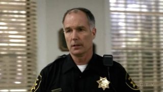 Patrick St. Esprit nel ruolo dello Sceriffo Dobson nell'episodio 'The Angel Maker' di Criminal Minds