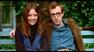 Woody Allen e Diane Keaton in una scena del film Io e Annie