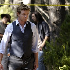 Simon Baker nell'episodio Redwood di The Mentalist