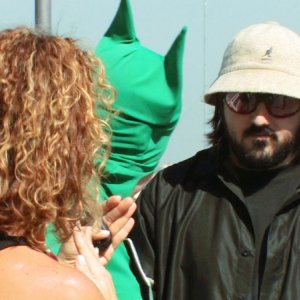 Tommaso 'Er Piotta' Zanella in una scena del film Capitan Basilico