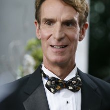 Bill Nye appare nell'episodio 'Brain Storm' della quinta stagione di Stargate Atlantis