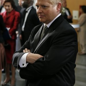 Dave Foley in una scena dell'episodio 'Brain Storm' della quinta stagione di Stargate Atlantis