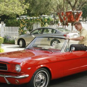Felicity Huffman e Doug Savant (Lynette e Tom Scavo) nella serie Desperate Housewives, episodio: Mirror, Mirror