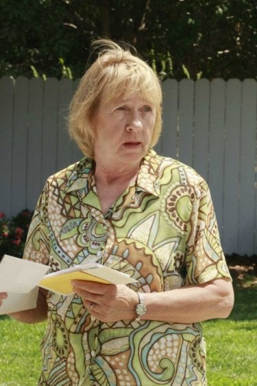 Kathryn Joosten nell'episodio 'Mirror, Mirror' della serie televisiva Desperate Housewives