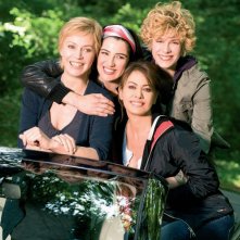 Margherita Buy, Cecilia Dazzi, Elena Sofia Ricci e Luisa Ranieri in un'immagine promozionale del serial Amiche Mie