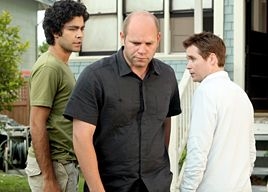 Adrian Grenier, Domenick Lombardozzi e Kevin Connolly in una scena dell'episodio 'Redomption' della quinta stagione di Entourage