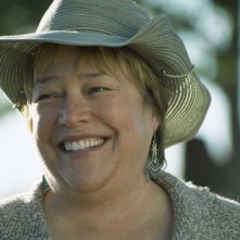 Kathy Bates è Margene nel film Quel che resta di mio marito