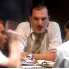 Massimo Lello in una foto tratta dallo spettacolo La parola ai giurati diretto da Alessandro Gassman