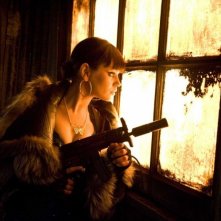 Mila Kunis è Mona Sax nel film Max Payne