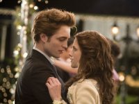 Twilight, gli attori rivelano una celebre scena che tutto il cast ha odiato girare: 'Faceva troppo freddo'