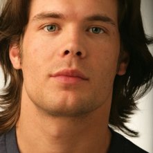 Una foto di Charlie Weber