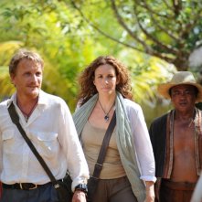 François Montagut con Lucrezia Lante della Rovere in una sequenza del film tv Ovunque tu sia