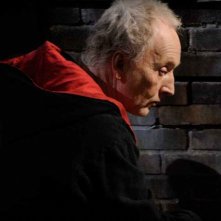 Tobin Bell in una scena del film Saw V