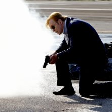 David Caruso durante una scena dell'episodio 'Gone Baby Gone' della settima stagione di CSI Miami