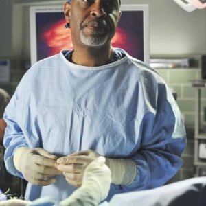 James Pickens Jr. nell'episodio 'There's no 'I' in team' della serie Grey's Anatomy