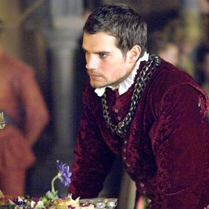L'attore Henry Cavill nella seconda stagione della serie televisiva I Tudors - Scandali a corte
