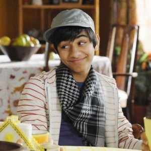 Mark Indelicato durante una scena dell'episodio 'Tornado Girl' della serie tv Ugly Betty