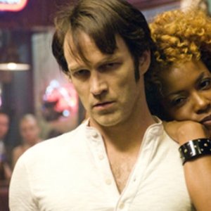 Stephen Moyer in una scena dell'episodio Burning House of Love della serie True Blood