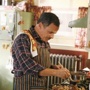 Tony Plana nel ruolo di Ignacio nell'episodio 'Crushed' della terza stagione della serie tv Ugly Betty