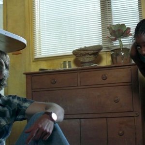 Sam Trammell e Rutina Wesley in una scena dell'episodio Burning House of Love della serie True Blood
