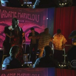 Una sequenza del secondo episodio della nona stagione di CSI: The Happy Place