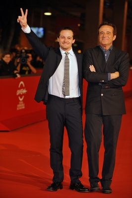 Brando De Sica, assieme a suo padre Christian, presenta il suo debutto alla regia 'Parlami di Me', al Festival di Roma.