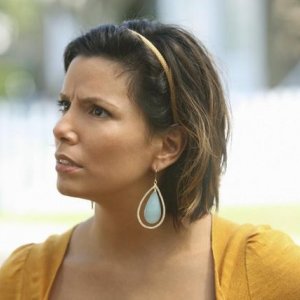Eva Longoria in una sequenza dell'episodio What More Do I Need? del serial Desperate Housewives