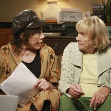 Kathryn Joosten In Una Scena Dell Episodio What More Do I Need Del Serial Desperate Housewives 94107