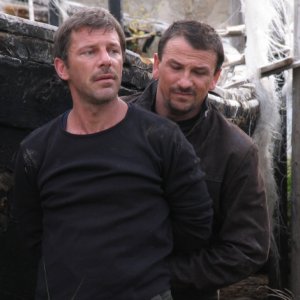 Davide Lo Verde e Dino Favuzza nell'episodio Le ali della sfinge della fiction Il commissario Montalbano