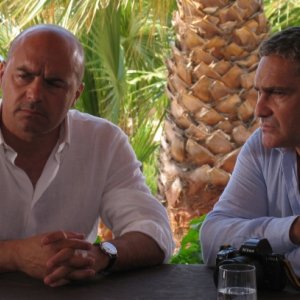 Luca Zingaretti e Ciro Capano nell'episodio La vampa d'agosto de Il commissario Montalbano